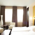 Hotel Zur Wartburg 3*