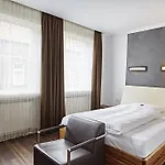 Hotel Zur Wartburg