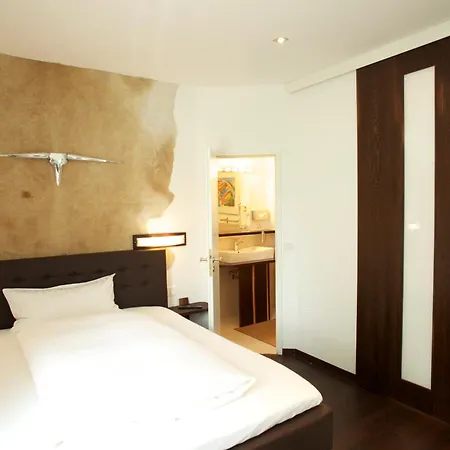 호텔 Zur Wartburg 3*