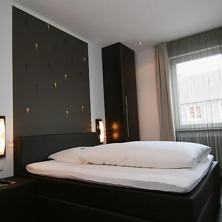 호텔 Zur Wartburg 3*