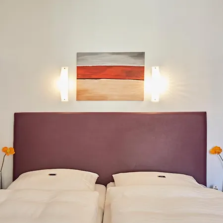 Zur Wartburg 호텔 레다비덴브루크