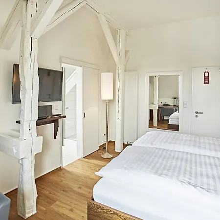 Zur Wartburg 레다비덴브루크