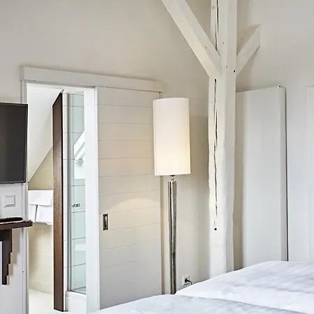 Zur Wartburg 호텔 3*