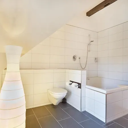 Hotel Zur Wartburg 3*