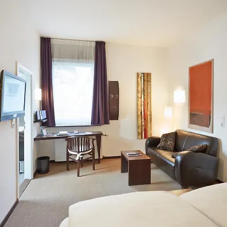 Zur Wartburg 레다비덴브루크