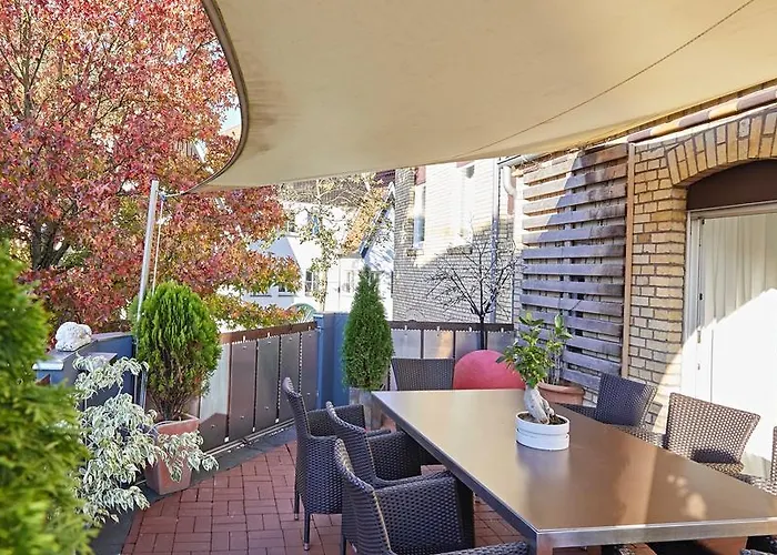 Zur Wartburg 호텔 레다비덴브루크