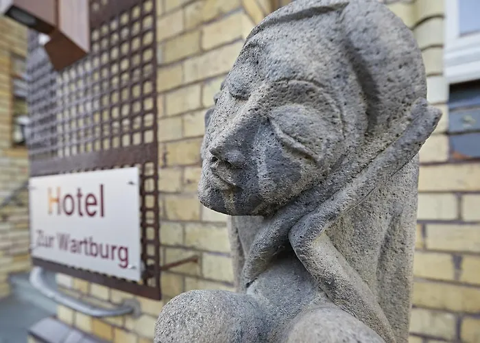 Hotel Zur Wartburg 3*