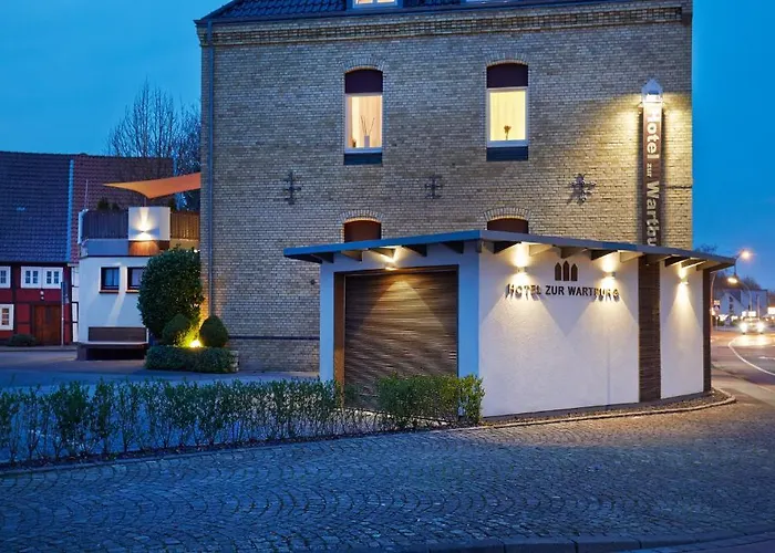 Zur Wartburg Hotel 3*